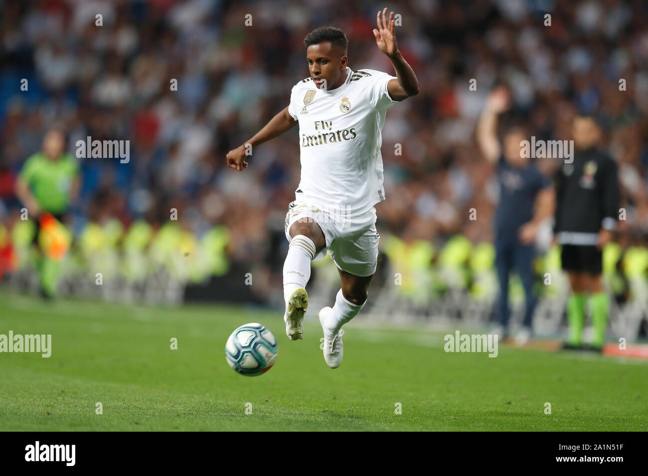 Madrid, Spanien. 25 Sep, 2019. Rodrygo Goez (Real) Fußball: Spanisch "La Liga Santander' Match zwischen Real Madrid CF 2:0 CA Osasuna im Santiago Bernabeu in Madrid, Spanien. Credit: mutsu Kawamori/LBA/Alamy leben Nachrichten Stockfoto