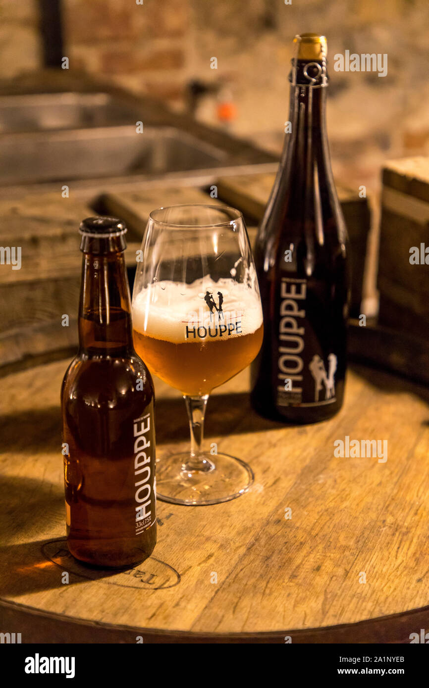 Kleine Brauerei La Houppe, in der Altstadt von Namur, Wallonien, Belgien, Stockfoto