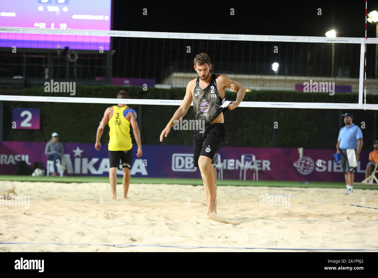 Rom, Italien, 06.September: Crabb und Gibb für USA in Aktion gegen Gauthier-Rat und Aye für Frankreich während der Runde 16 Spiel der FIVB Beach Volleyball World Tour Finals 2019 im Foro Italico in Rom, Italien Stockfoto