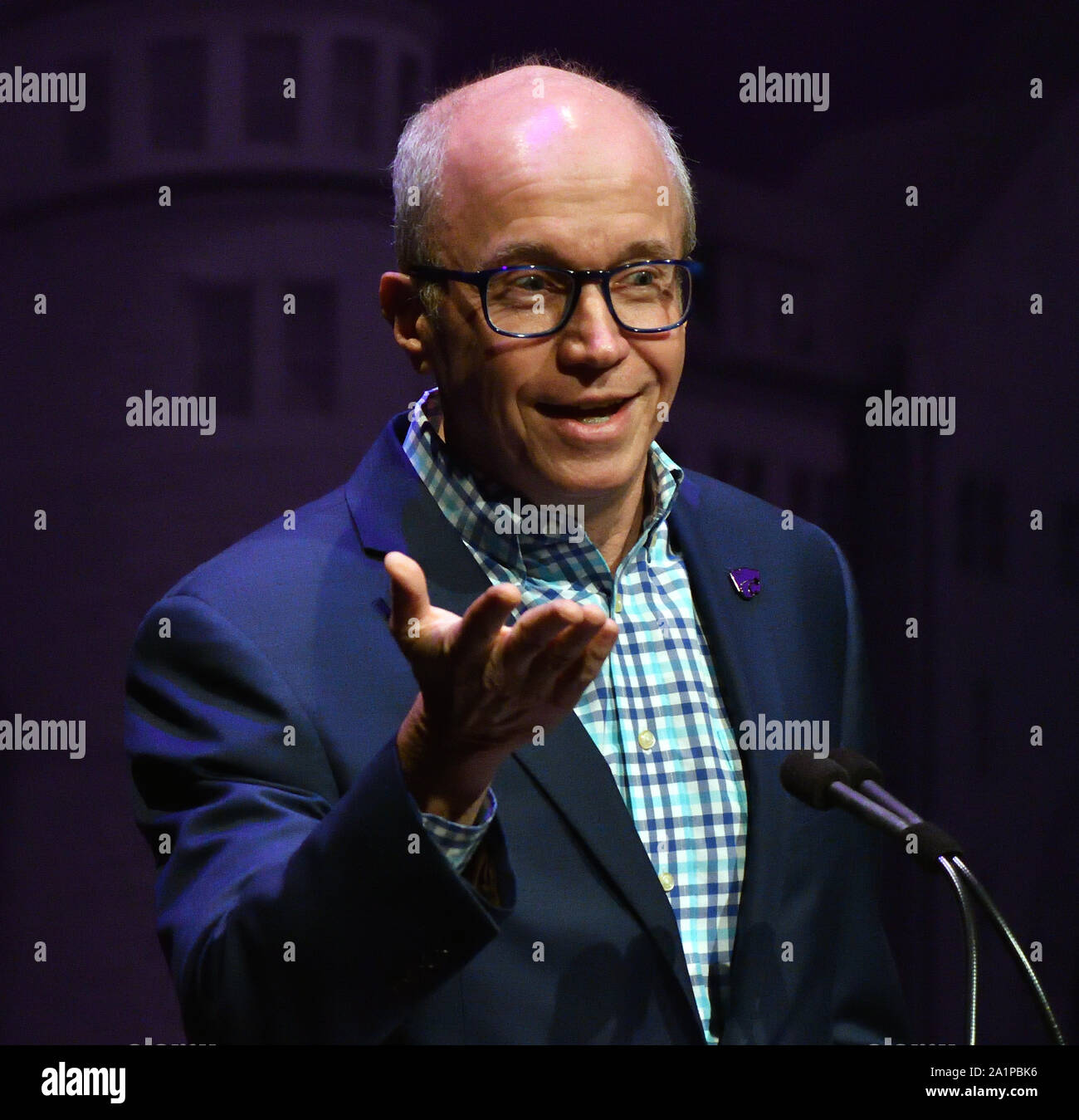 Manhattan, Kansas, USA, 27. September 2019 Alan Murray der CEO von Fortune liefert ein Landon Vortrag mit dem Titel "Die Zukunft der Fakten: Auf der Suche nach der Wahrheit im 21. Jahrhundert" Credit: Mark Reinstein/MediaPunch Stockfoto