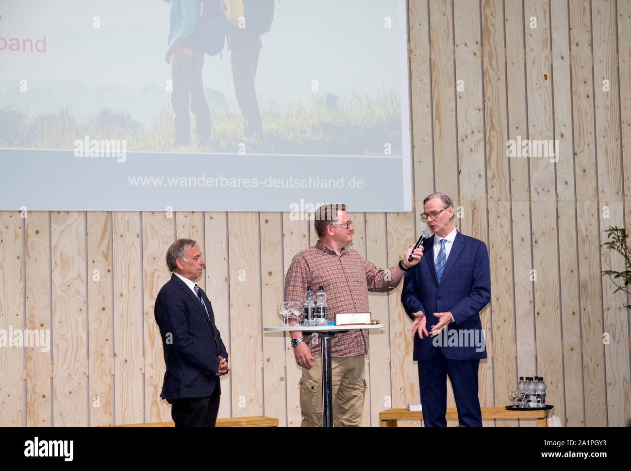 Impressionen von der abwechslungsreichen Programm für Outdoor aktiv, Naturliebhaber, Entdecker, angenehm Wanderer, Radfahrer und extremen Athleten in Düsseldorf Deutschland Stockfoto