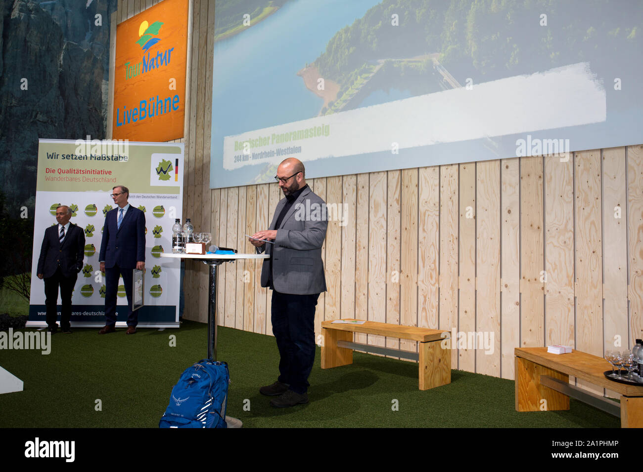 Impressionen von der abwechslungsreichen Programm für Outdoor aktiv, Naturliebhaber, Entdecker, angenehm Wanderer, Radfahrer und extremen Athleten in Düsseldorf Deutschland Stockfoto