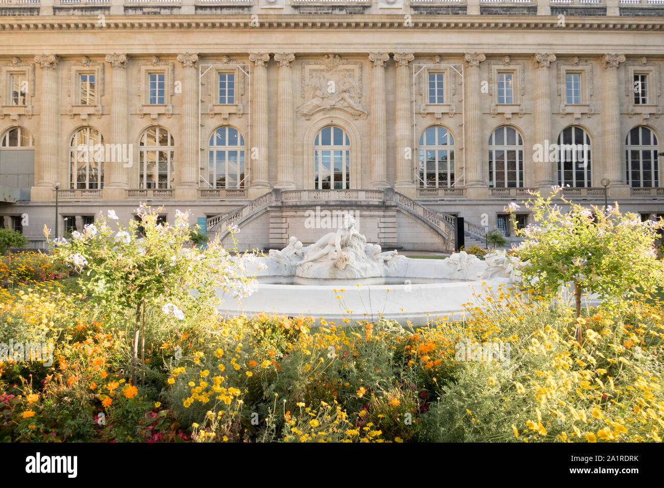 Paris, Frankreich, Sept 04, 2019: Brunnen im Grand Palais, Paris, Frankreich. Stockfoto