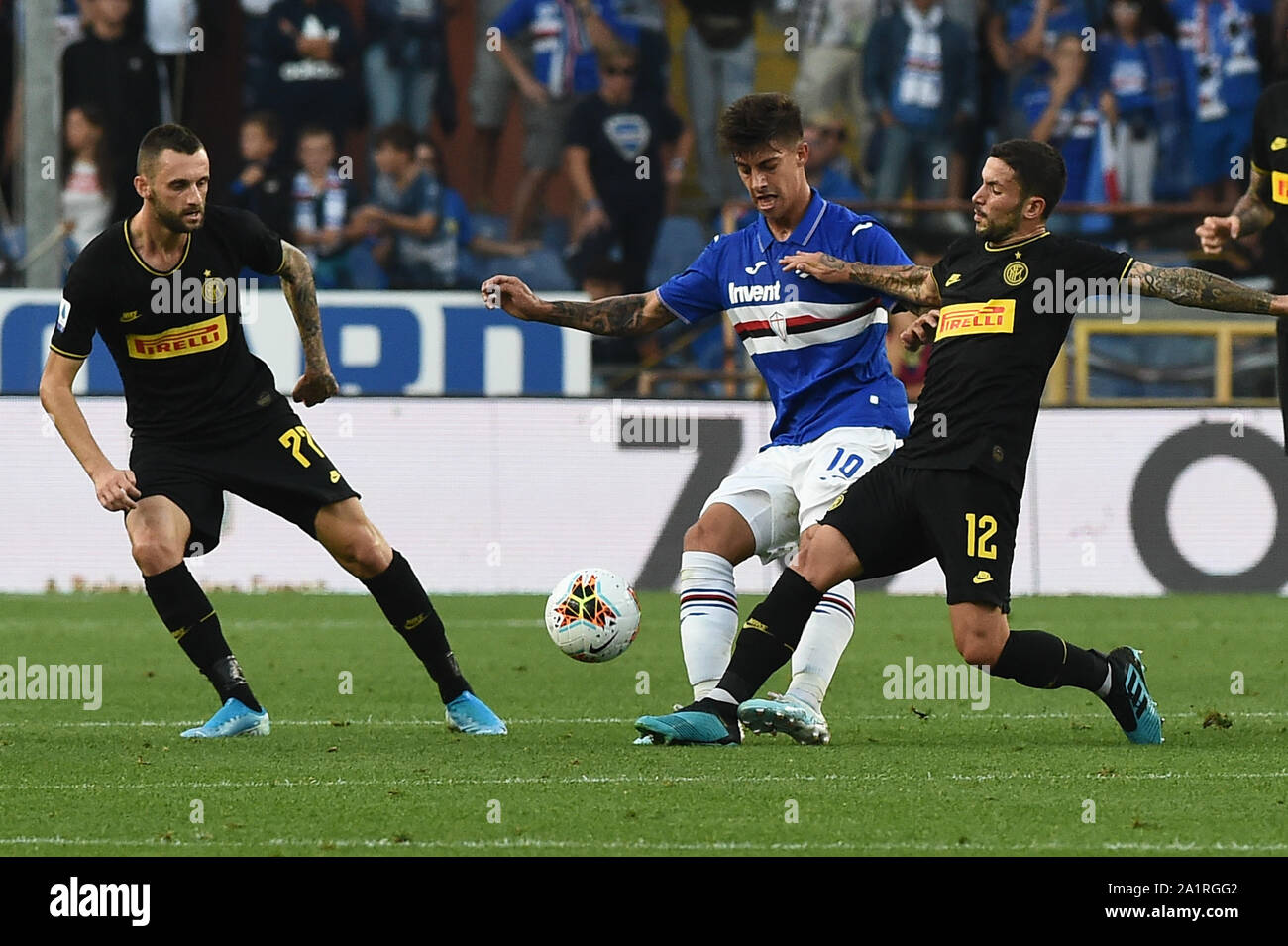 Genua, Italien, 28. September 2019, MARCELO BROZOVIC (Inter), EMILIANO RIGONI (SAMPDORIA), STEFANO SENSI (inter) bei Sampdoria Vs Inter-italienischen Fußball Serie A Männer Meisterschaft - Credit: LPS/Danilo Vigo/Alamy leben Nachrichten Stockfoto