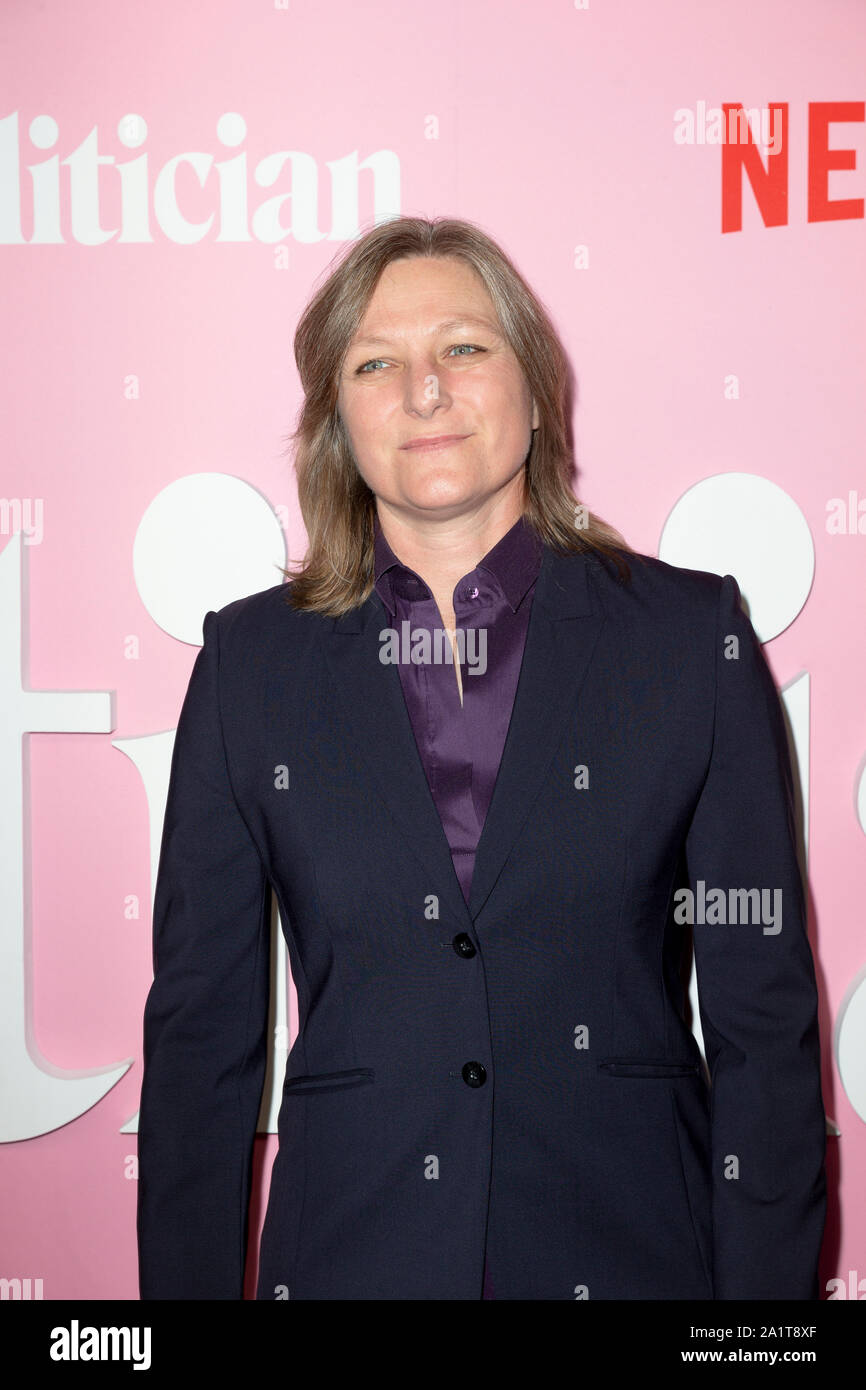 NEW YORK, NY - 26. SEPTEMBER: Cindy Holland die Premiere der von Netflix "die Politiker" bei den DGA-Theater besucht am 26. September 2019 in New York City. Stockfoto