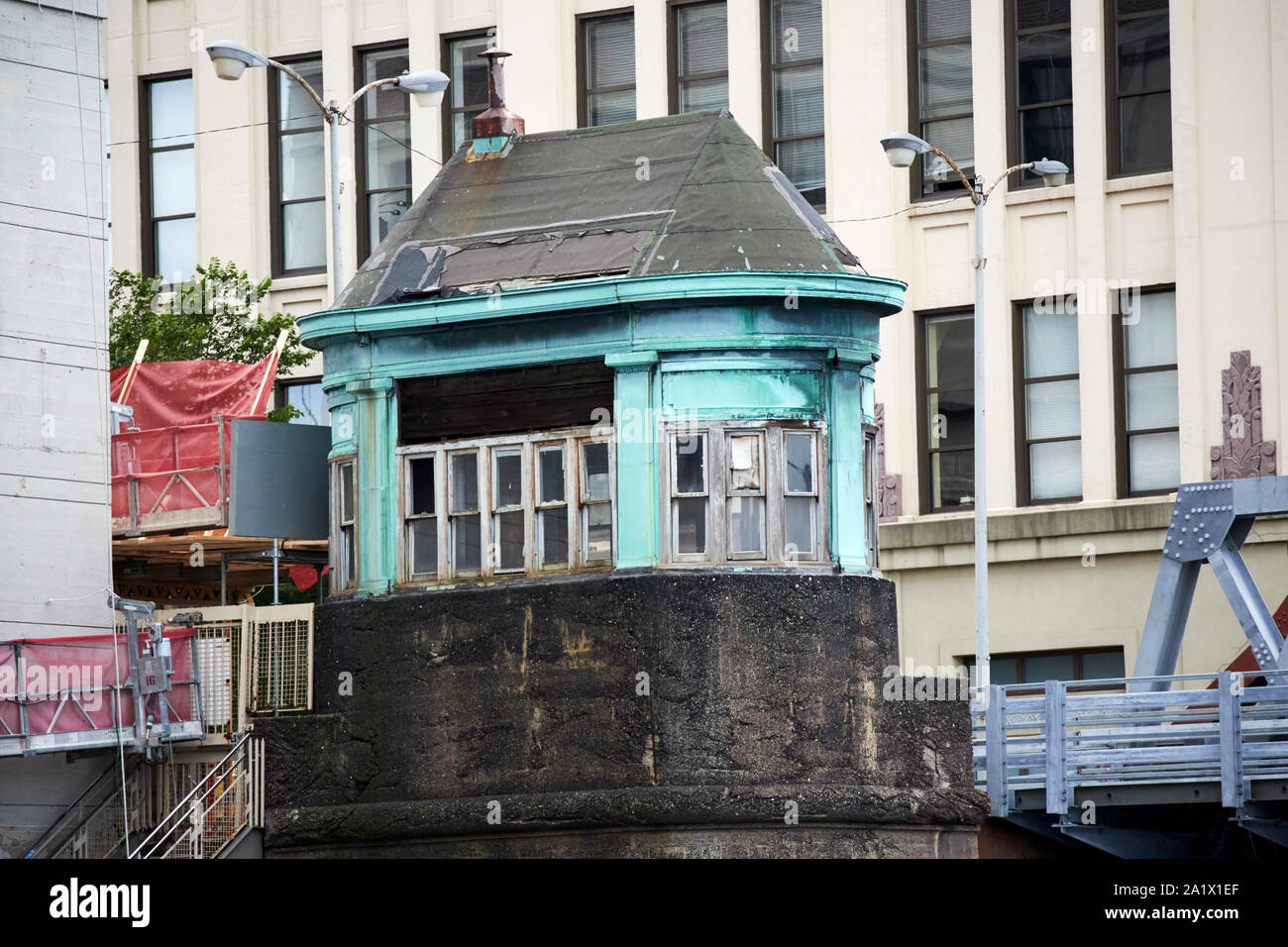 Alte gang Zimmer Bridge House auf der Chicago Avenue Bridge Chicago Illinois Vereinigte Staaten von Amerika Stockfoto