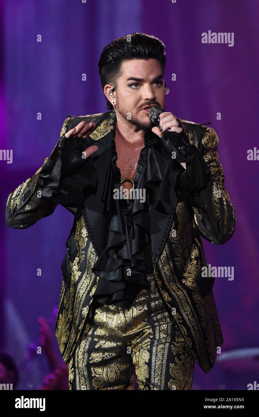 New York, NY, USA. 28 Sep, 2019. Adam Lambert an der 2019 Global Citizen Festival: Macht die Bewegung im Central Park in New York am 28. September 2019. Quelle: John Palmer/Medien Punch/Alamy leben Nachrichten Stockfoto