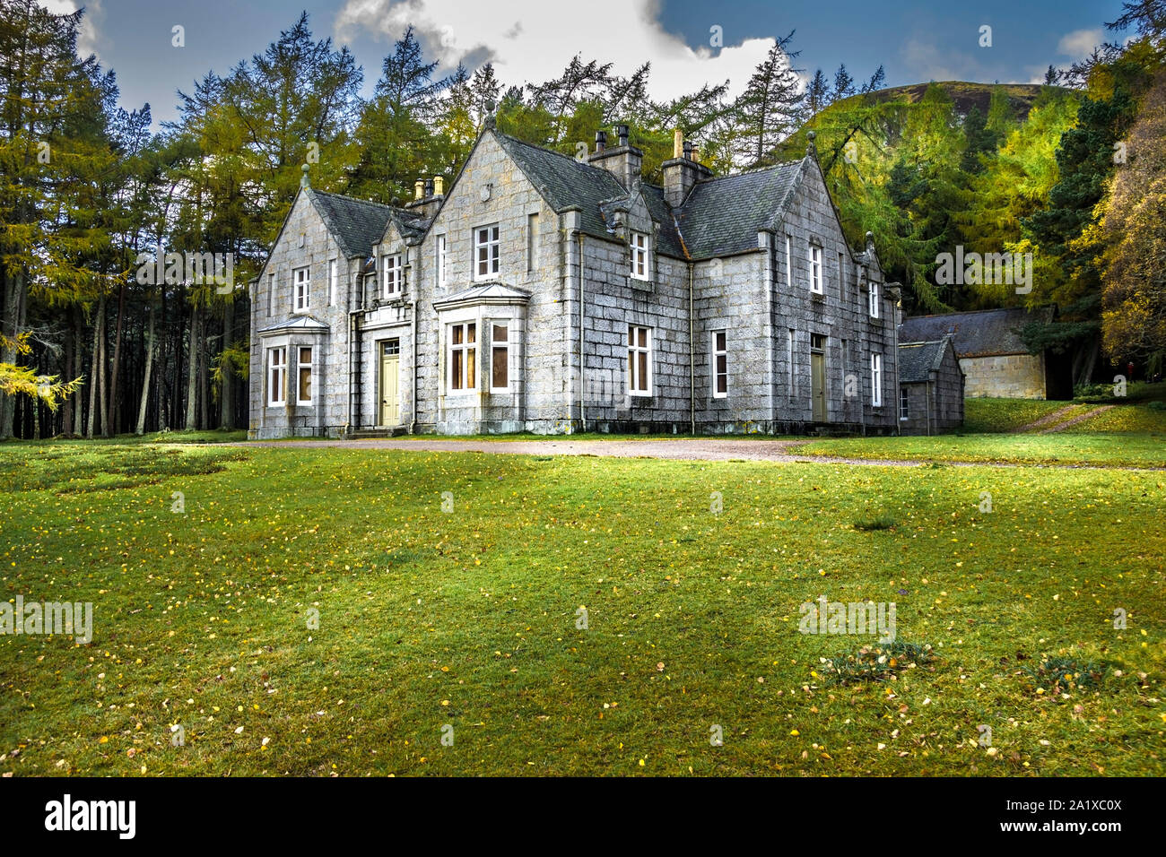 Glas-allt-Shiel - eine Lodge auf dem Balmoral Estate am Ufer des Loch Muick in Aberdeenshire, Schottland. Stockfoto