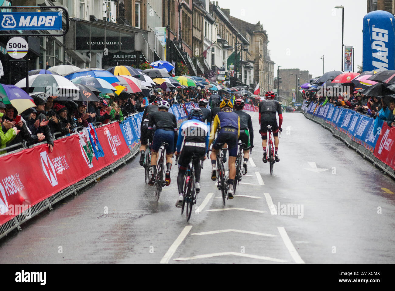 Harrogate, Großbritannien. 29. September 2019. Reiter konkurrieren in der 2019 UCI Road World Championships Mens Elite Straße Rennen. September 29, 2019 Credit Dan-Cooke/Alamy leben Nachrichten Stockfoto