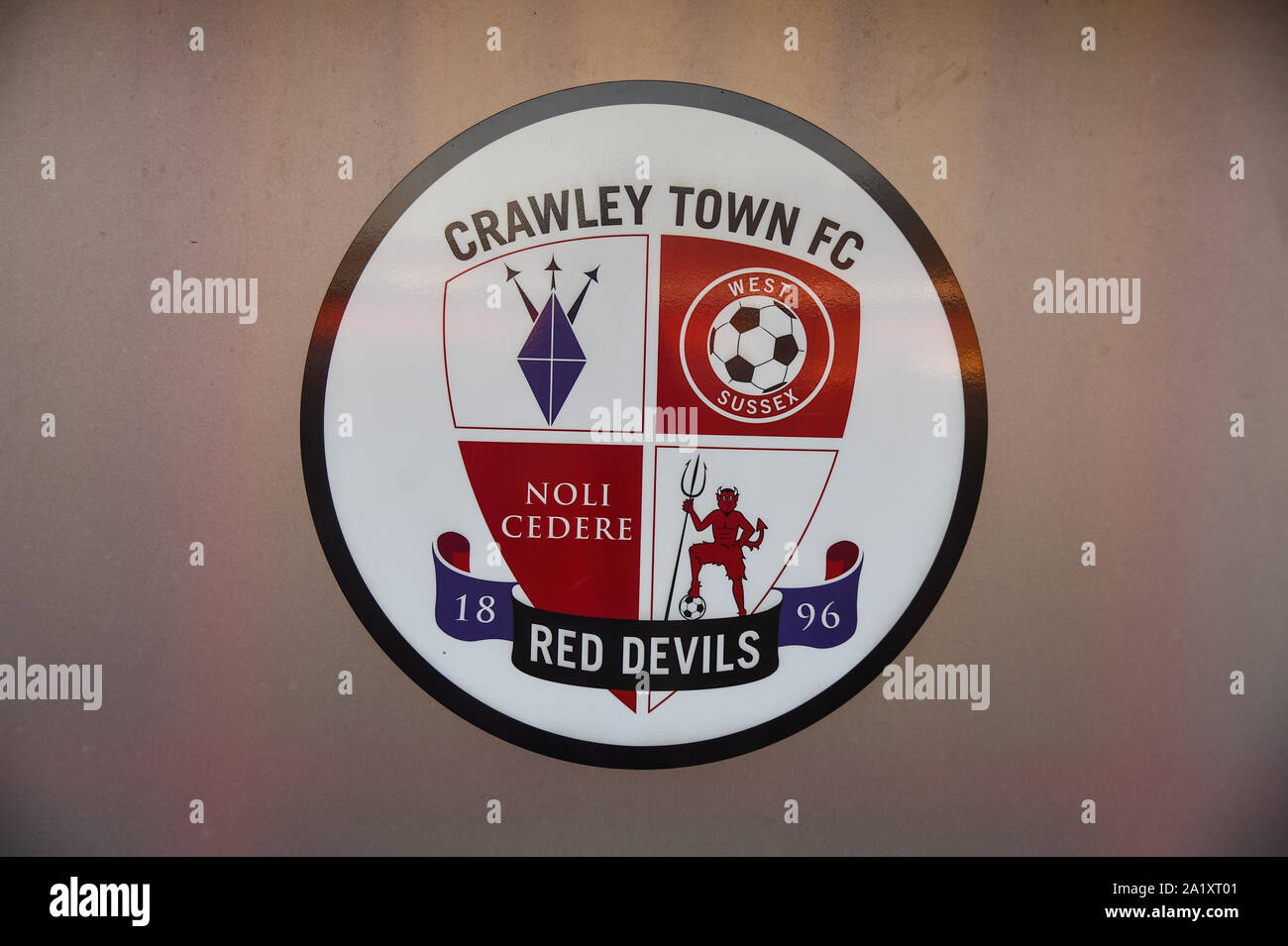 17.September 2019, Broadfield Stadium, Crawley, England; Skybet Liga 2 Fußball, Crawley vs Plymouth Argile: Crawley Credit: Phil Westlake/News Bilder der Englischen Football League Bilder unterliegen DataCo Lizenz Stockfoto