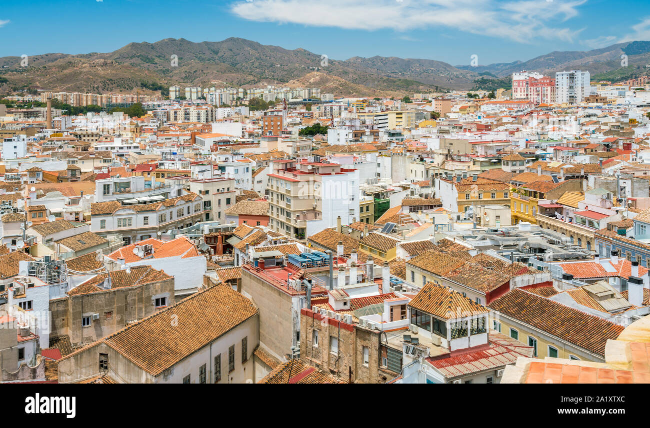 Panoramischer Anblick in Malaga von der Kathedrale Dach. Andalusien, Spanien. Stockfoto