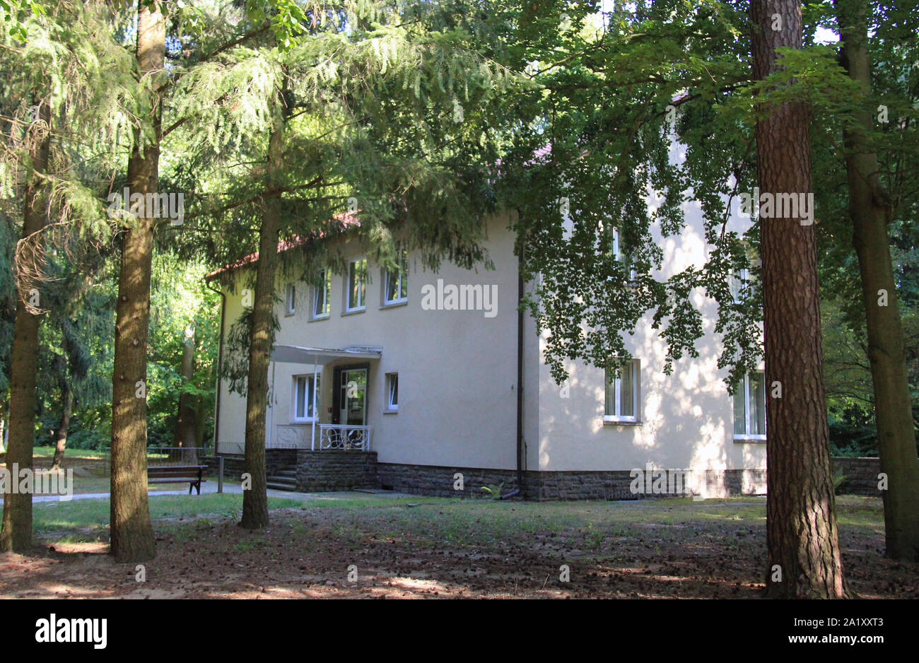 Berlin, Deutschland. 22 Aug, 2019. Erich Honecker's House in Heidenheim an der Brenz, in der Nähe von Berlin, Deutschland, wird am 22. August 2019 gesehen. Honecker war ein Deutscher kommunistischer Politiker, war der Generalsekretär der Sozialistischen Einheitspartei Deutschlands (SED). Quelle: Martin Weiser/CTK Photo/Alamy leben Nachrichten Stockfoto