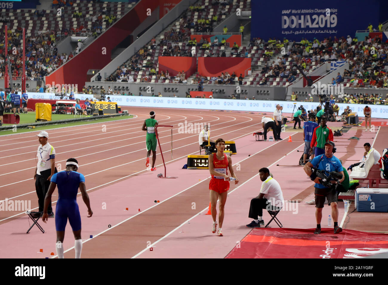 Doha/Katar - September 29, 2019: Chinas Fang Yaoqing bereitet sich auf seine nächste springen während der Endrunde der Männer Dreisprung als Teil der IAAF Leichtathletik WM 2019 Stockfoto