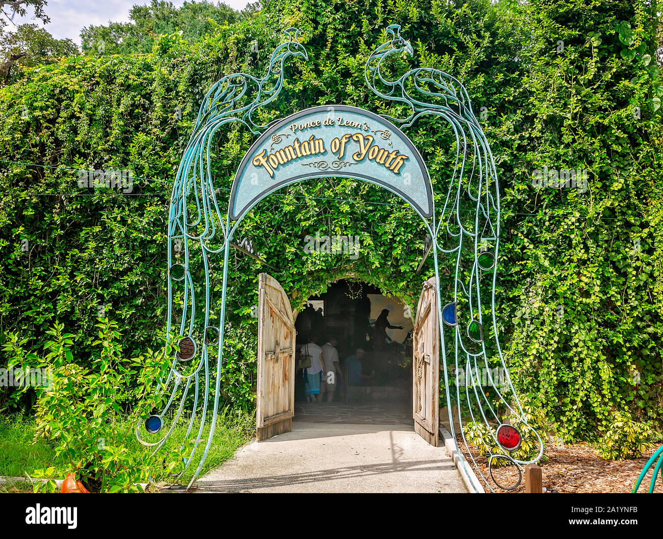 Der Eingang zum Ponce de Leon's Jungbrunnen Archäologischen Park wird dargestellt, Sept. 6, 2019, in St. Augustine, Florida. Stockfoto