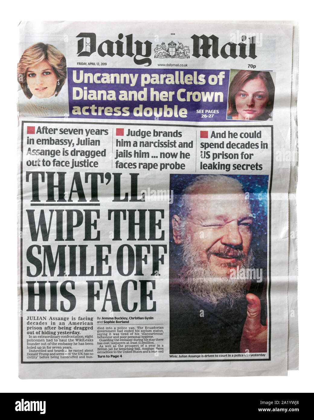 Die Titelseite der Daily Mail vom 12. April 2019 mit der Schlagzeile, dass das Lächeln aus dem Gesicht wischen Sie über die Verhaftung von Julian Assange Stockfoto