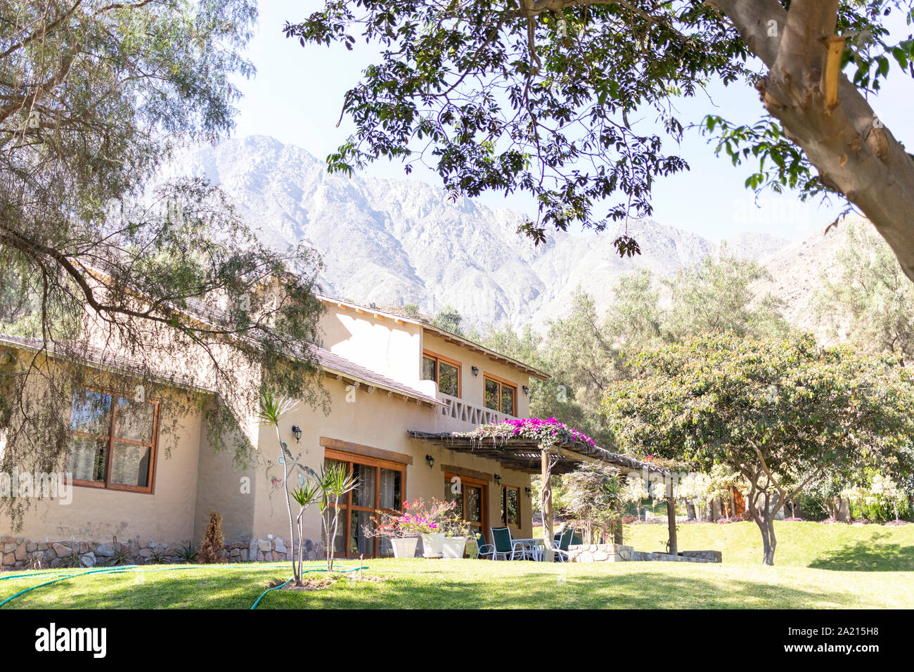 Schönes Haus in den Hügeln von Santa Catalina, Peru Stockfoto