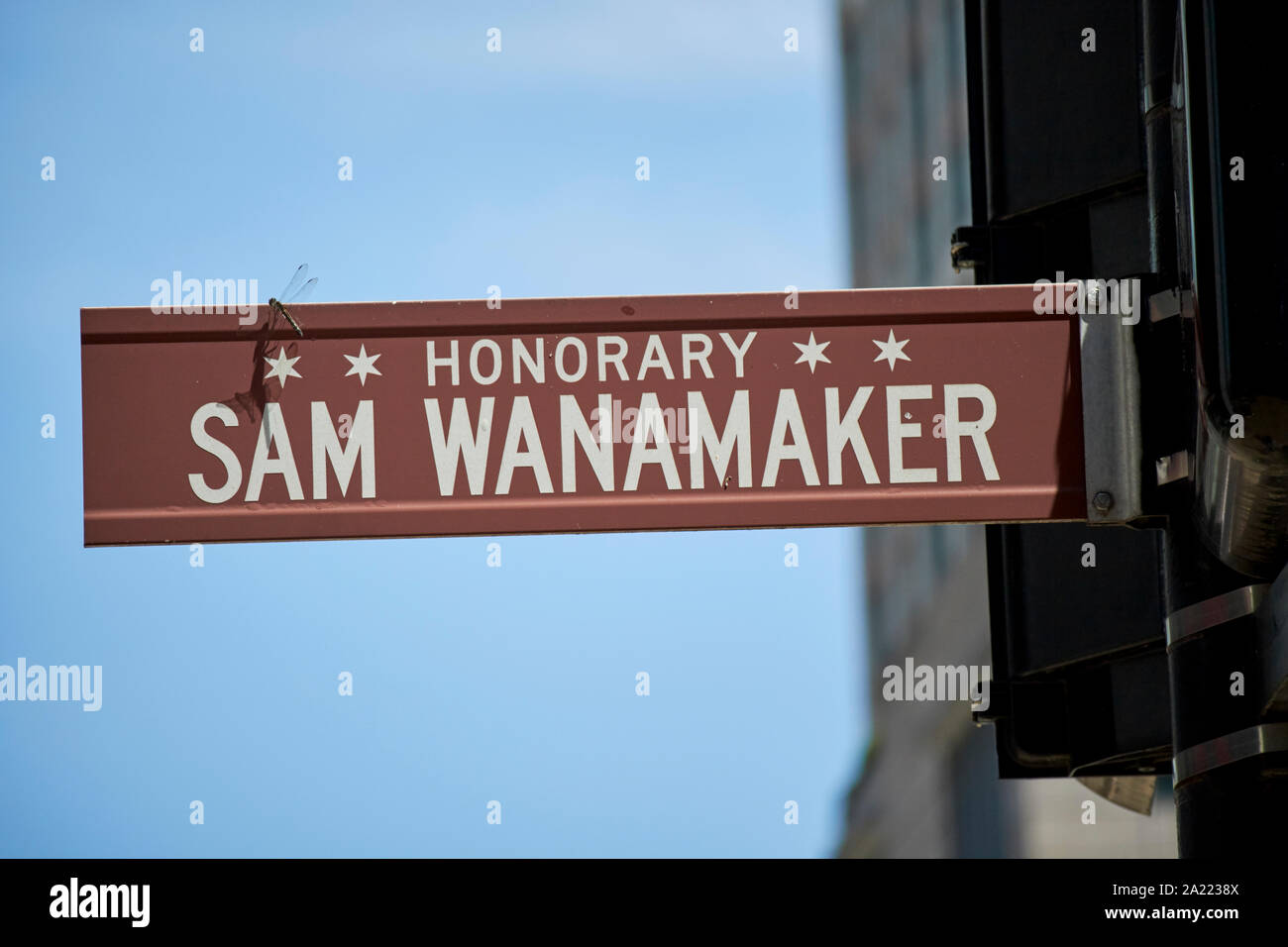 Braun Ehrenamt Sam Wanamaker chicago Straßennamen Namensschilder street Chicago Illinois Vereinigte Staaten von Amerika Stockfoto