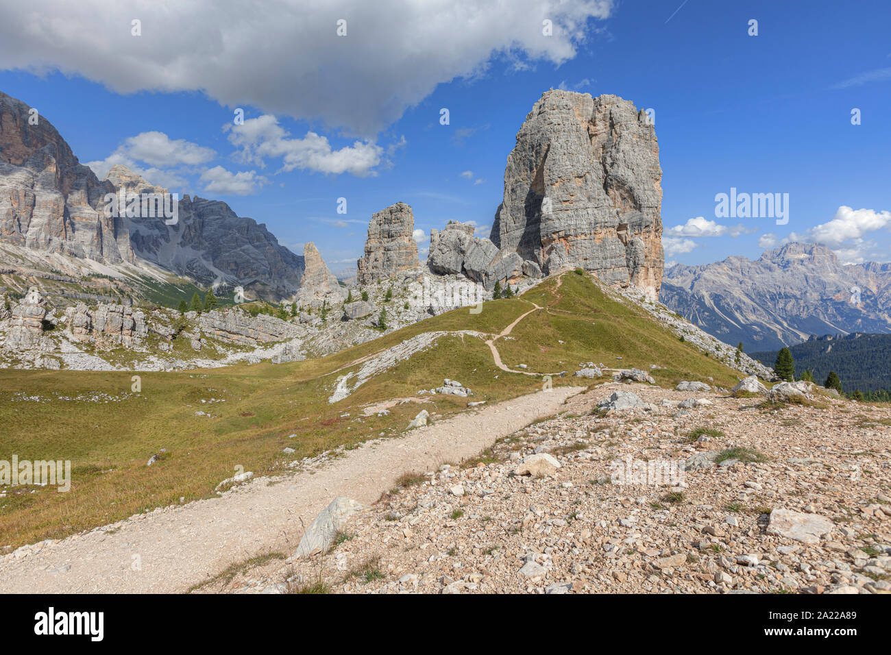 Cinque Torri, Cortina d'Ampezzo, Belluno, Venetien, Dolomiten, Italien, Europa Stockfoto