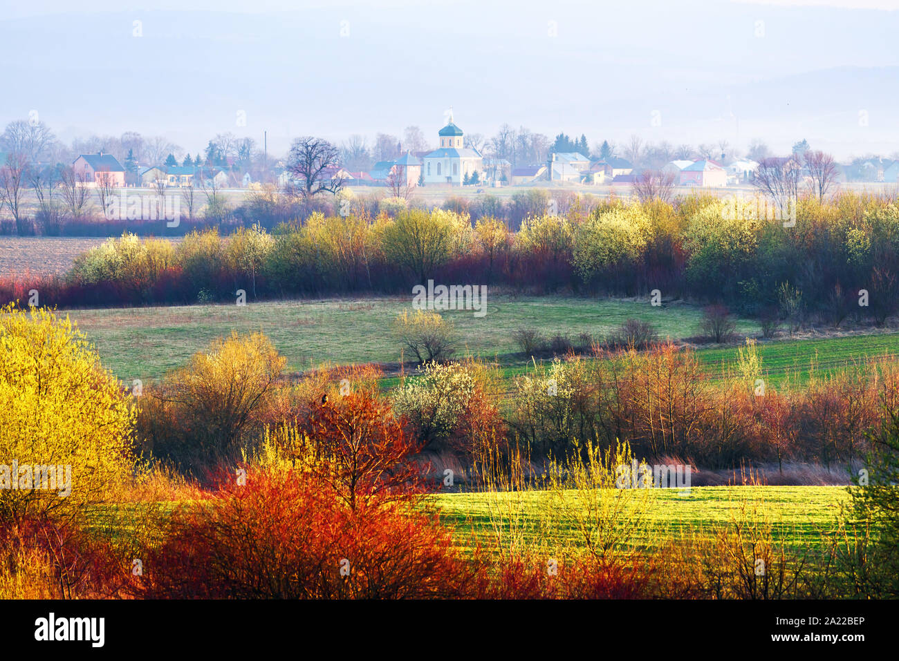 Malerische Ansicht des ukrainischen Dorf auf Frühling Stockfoto