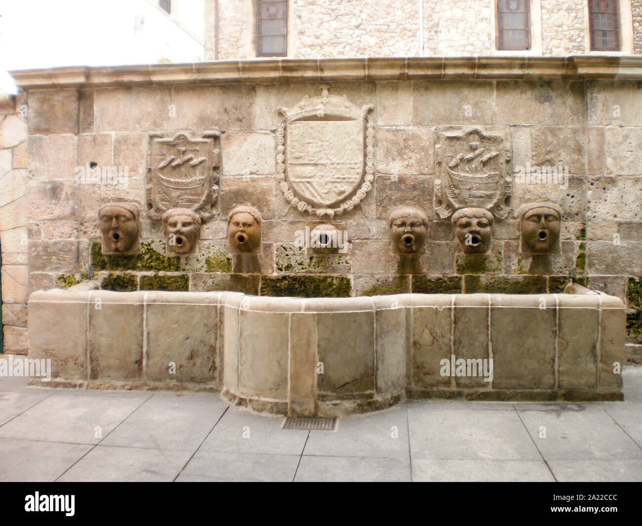 Wunderbare Brunnen Der San Francisco Schluchten in Aviles. Juli 8, 2010. Asturien, Spanien, Europa. Reisen Tourismus Street Fotografie Stockfoto