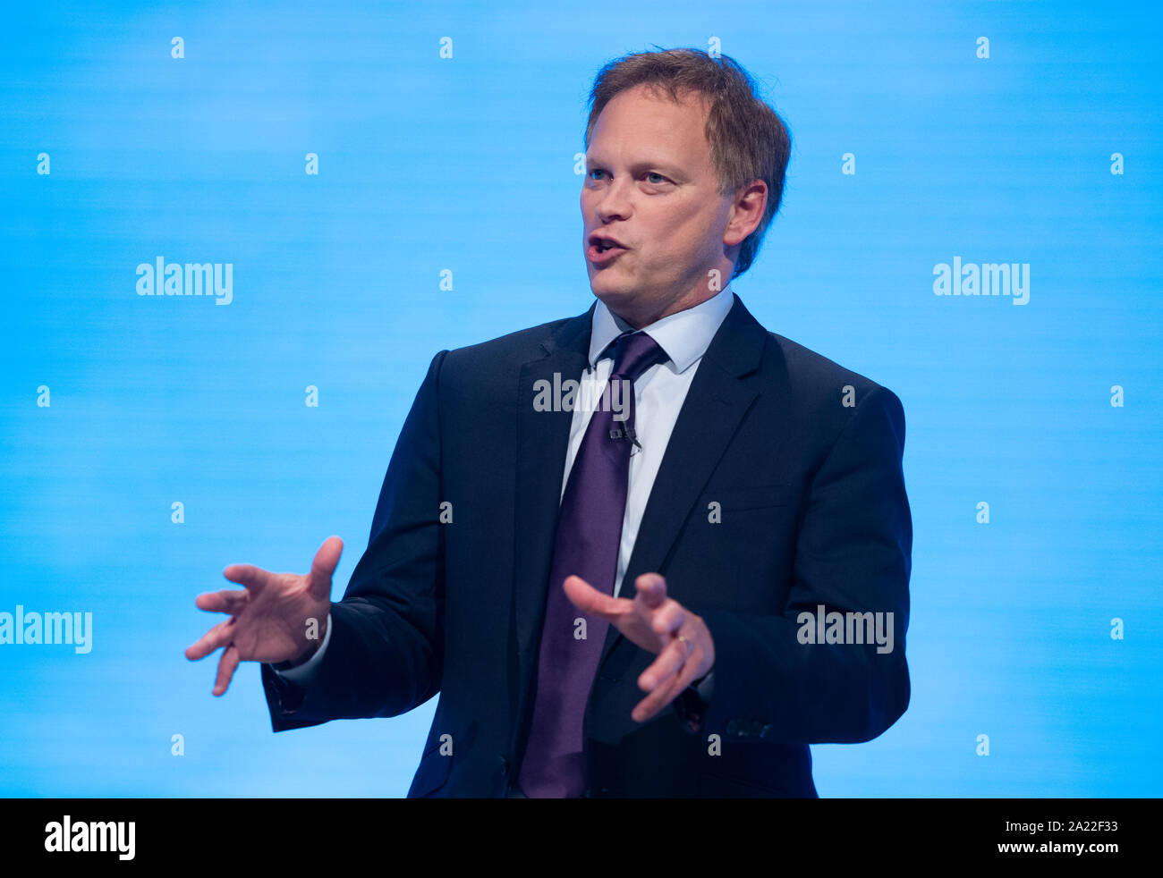 Manchester, Großbritannien. 30 Sep, 2019. Grant Shapps, Staatssekretär für Verkehr und MP für Welwyn Hatfield spricht am Tag zwei der Parteitag der Konservativen in Manchester. Quelle: Russell Hart/Alamy leben Nachrichten Stockfoto