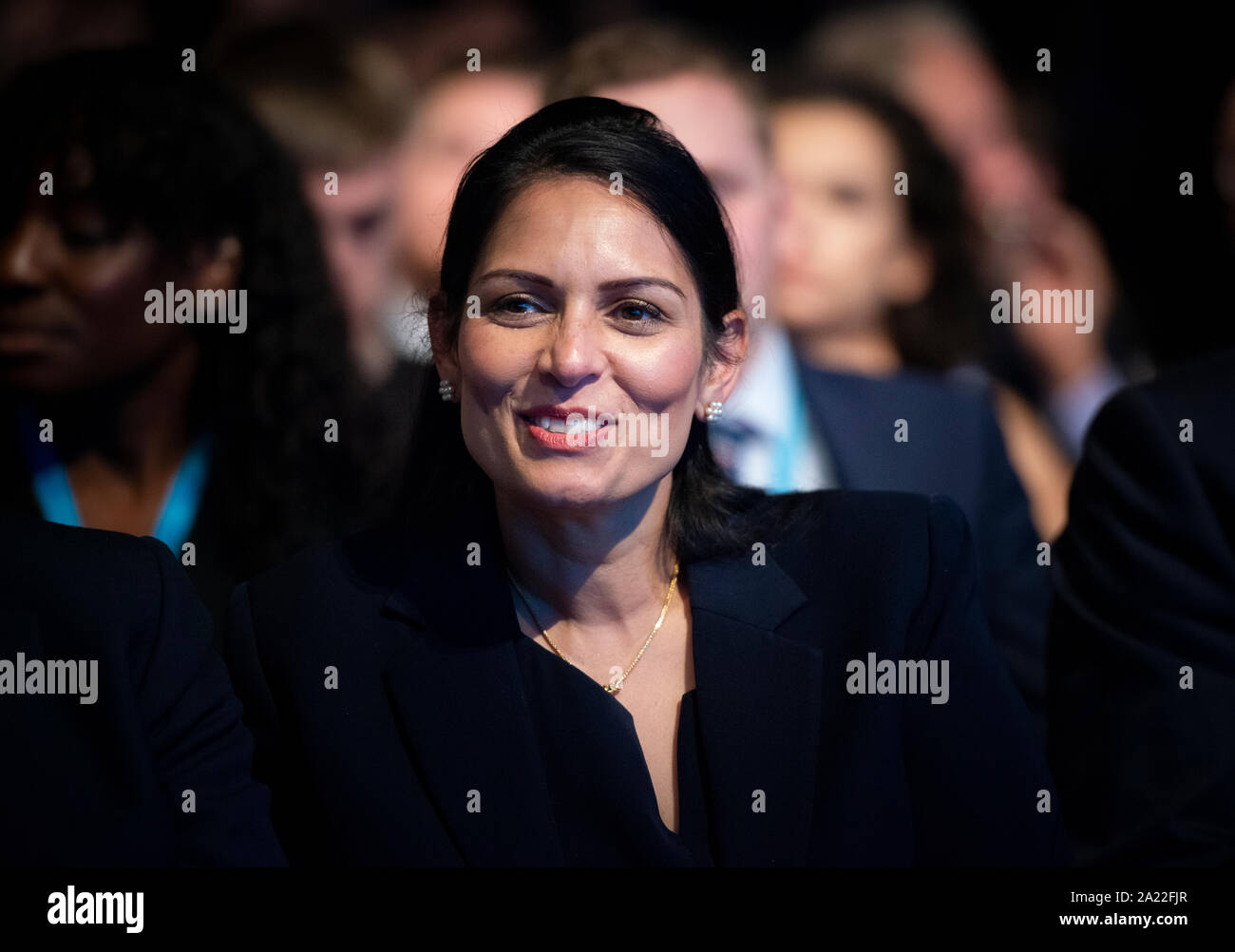 Manchester, Großbritannien. 30 Sep, 2019. Priti Patel, Staatssekretärin des Home Abteilung und MP für Witham nimmt an Tag zwei der Parteitag der Konservativen in Manchester. Quelle: Russell Hart/Alamy leben Nachrichten Stockfoto