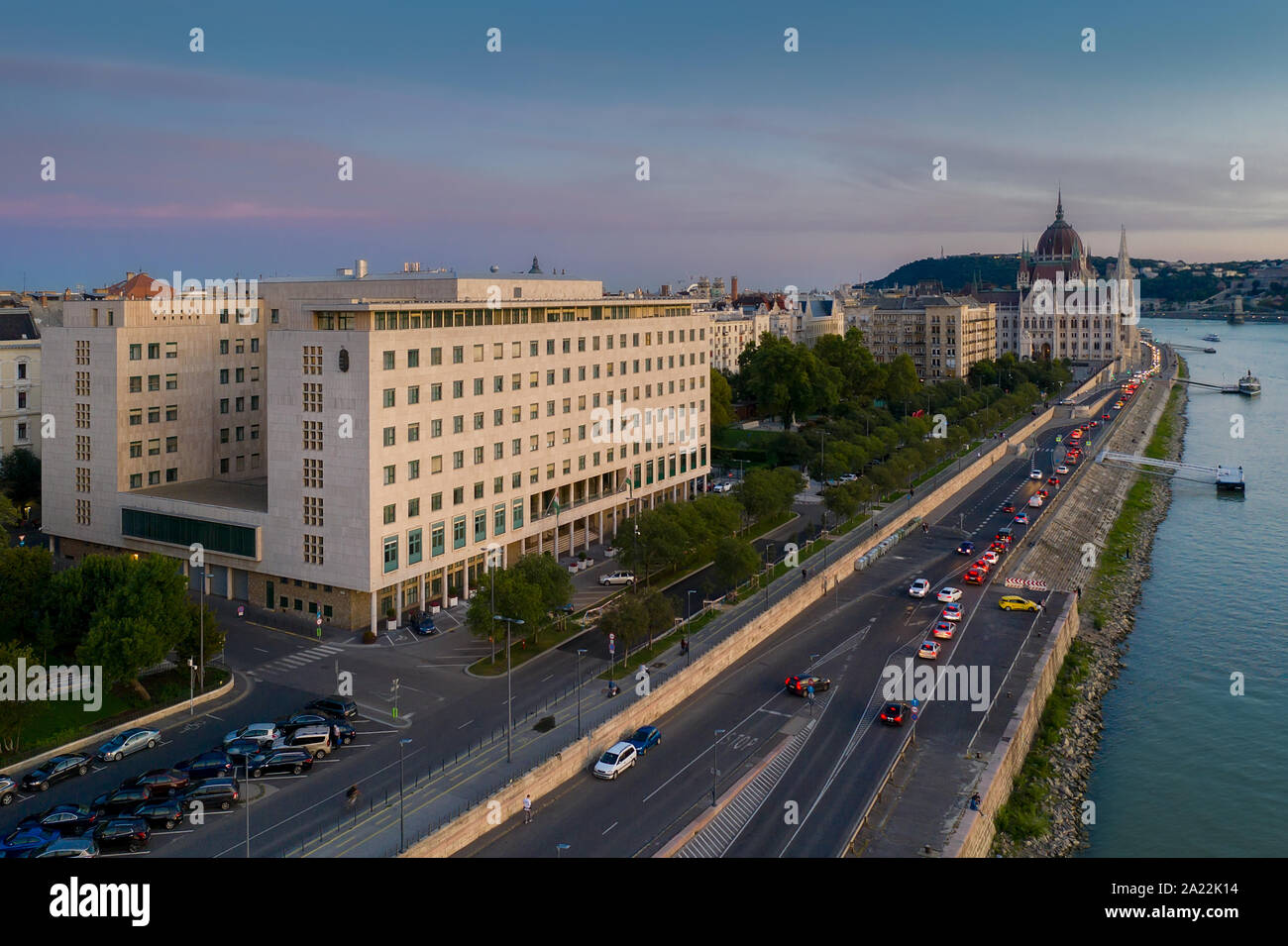 Ungarische parliamnet Bürogebäude. Parlamentarischen Büros. Europa, Ungarn, Budapest, Mari Jaszai Square. Stockfoto