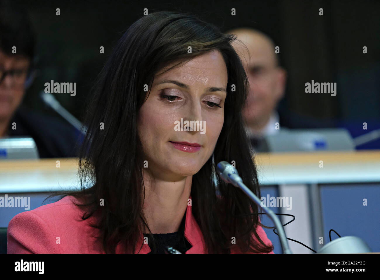 Brüssel, Belgien. 30. Sep 2019. Mariya Gabriel, der Europäische Kommissar für Innovation und Jugend benennen, sorgt sich seiner Anhörung vor dem Europäischen Parlament: ALEXANDROS MICHAILIDIS/Alamy leben Nachrichten Stockfoto