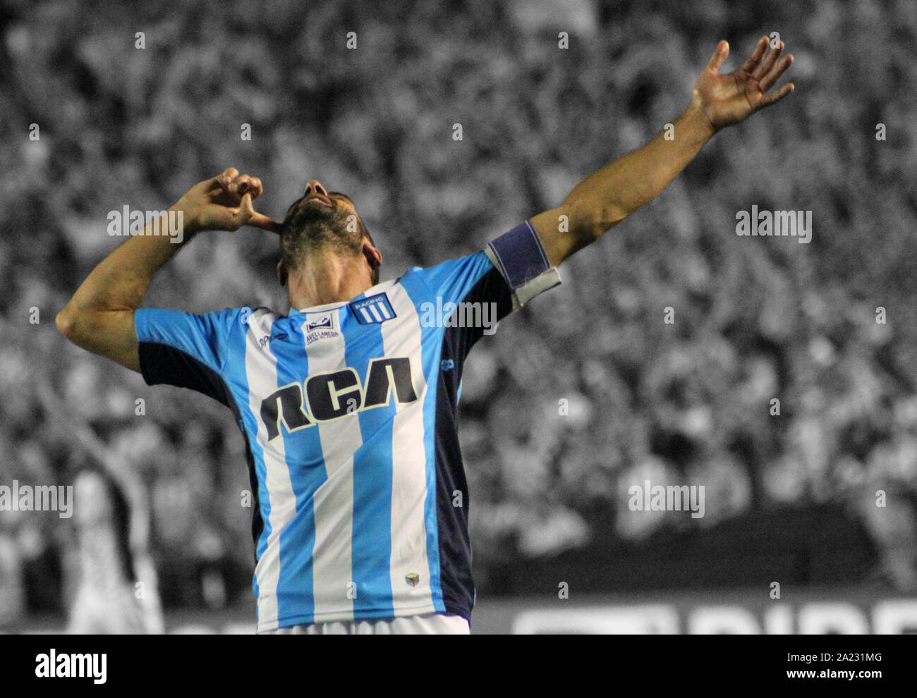 Buenos Aires 27 Nov 2016 Lisandro Lopez Von Racing Club Ihr Ziel Zu Independiente Feiern Klassische Rivalen Stockfotografie Alamy