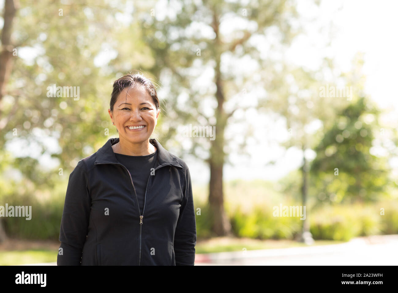 Portrait von einer asiatischen Frau trainieren. Stockfoto