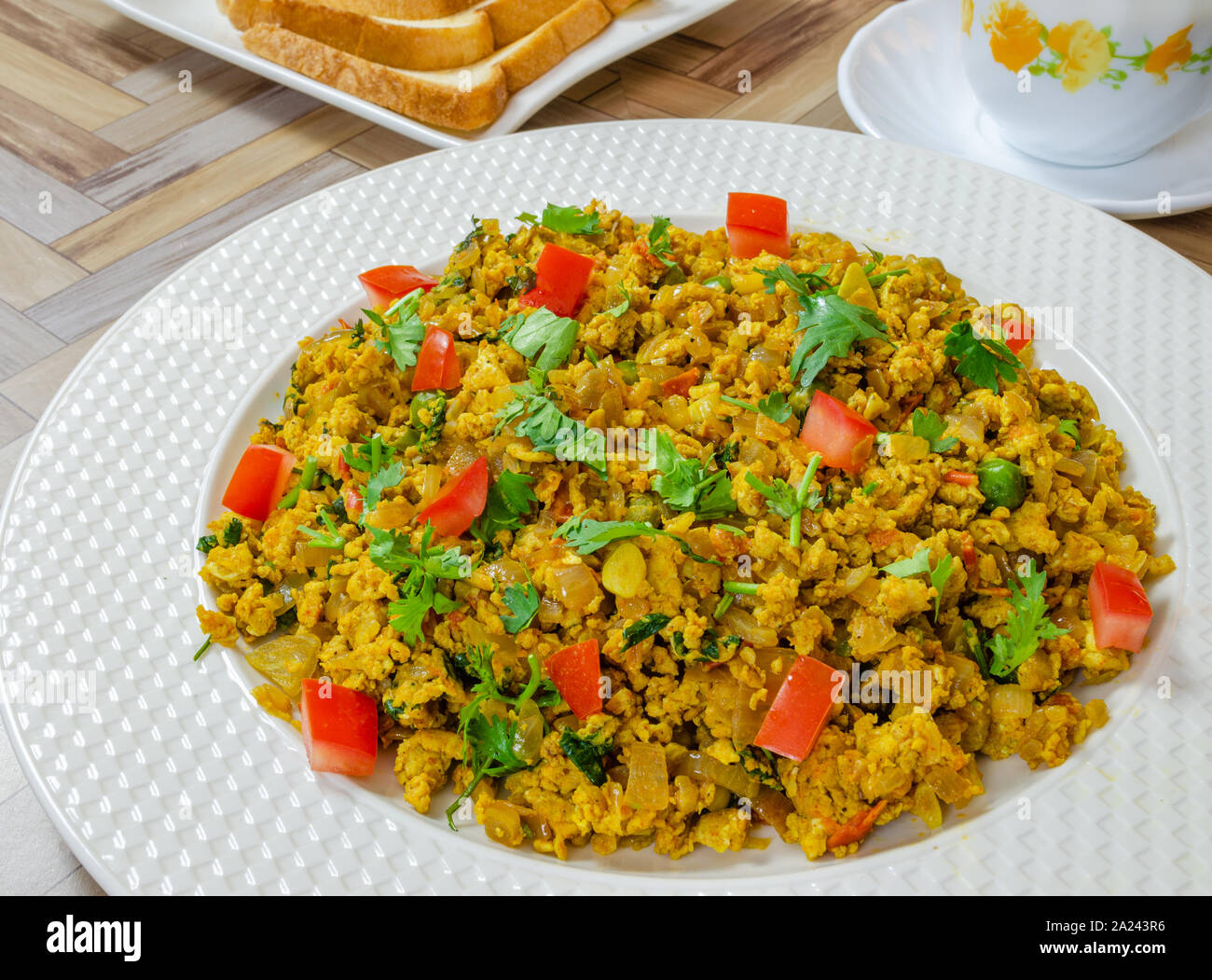 Würzig & bunte Version von Rührei. Indische Küche. Stockfoto
