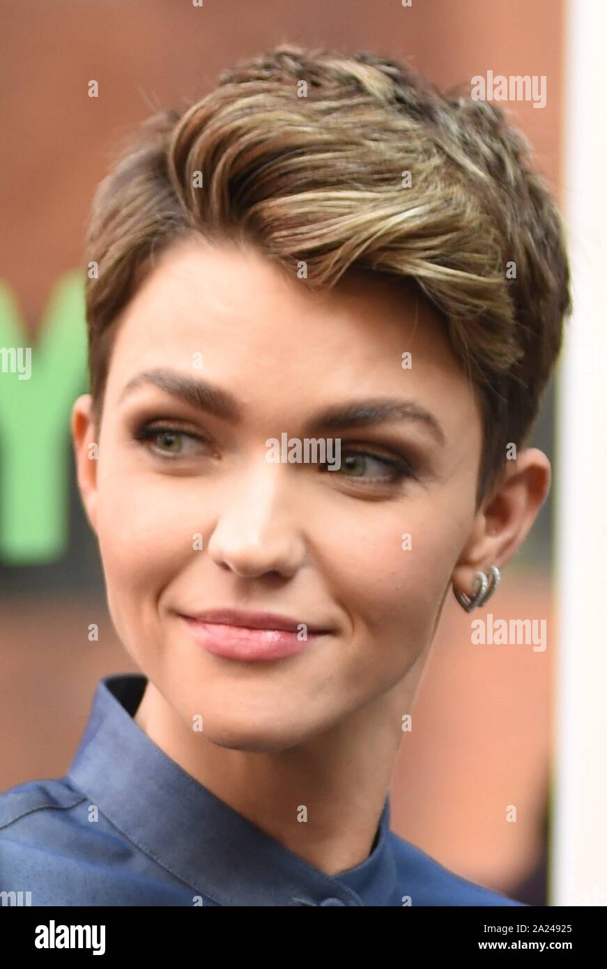 New York, NY, USA. 30 Sep, 2019. Ruby Rose heraus und über für Celebrity Candids-MON, New York, NY 30. September 2019. Credit: Kristin Callahan/Everett Collection/Alamy leben Nachrichten Stockfoto