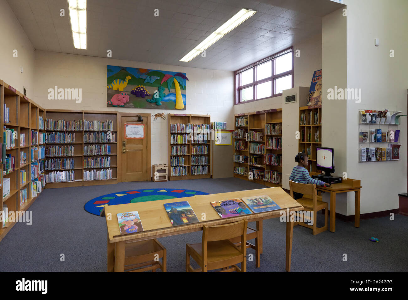 Patterson Park Zweig des Enoch Pratt Free Library System auf der östlichen Seite der Bibliothek Square, Baltimore, Maryland Stockfoto