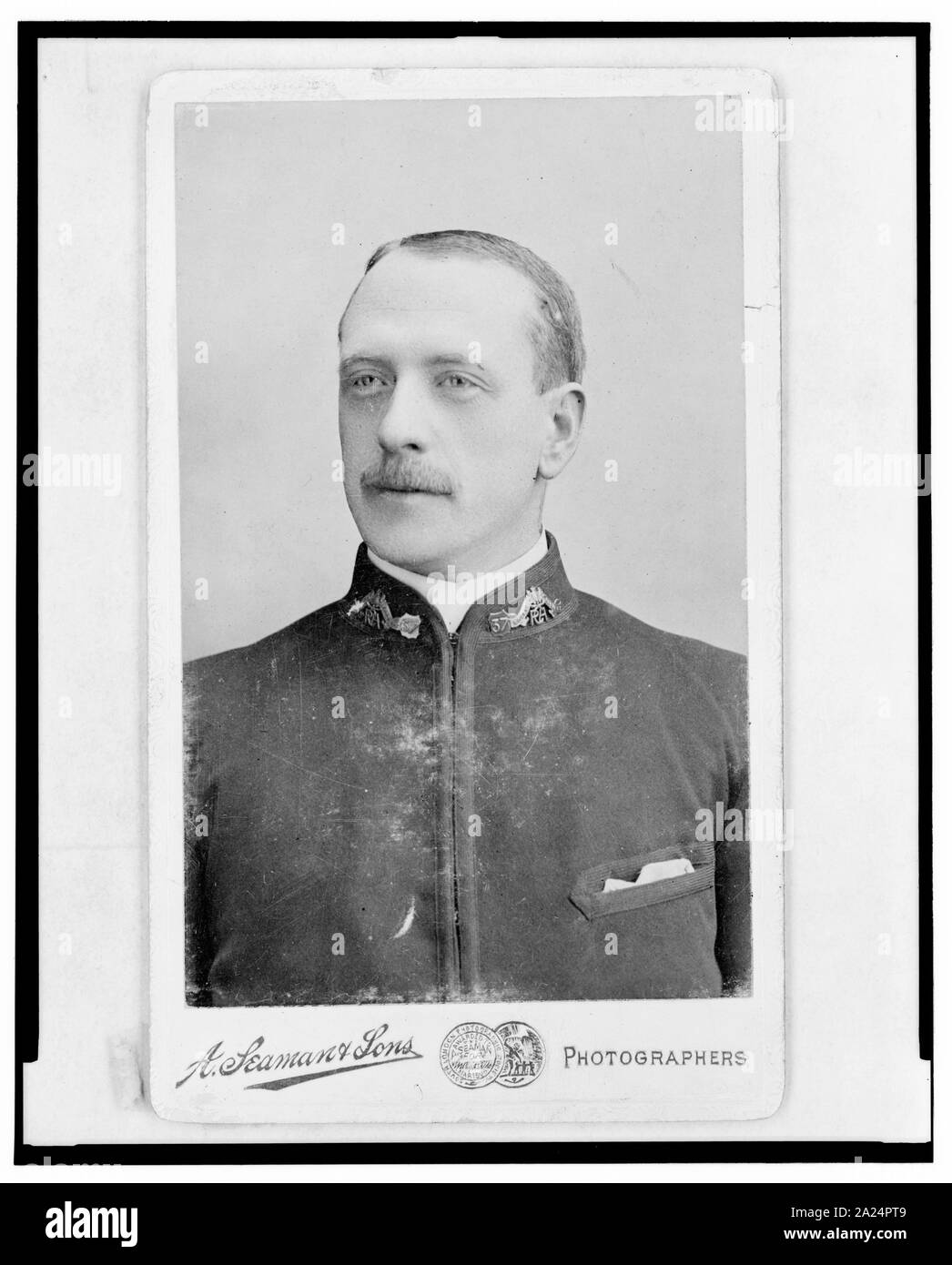 Percy Clayton, Brustbild, in Uniform, nach links/A. Seemann & Söhne Stockfoto