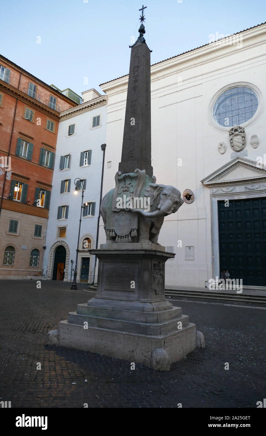 Elefant Obelisk auf der Piazza Della Minerva, Rom Stockfoto