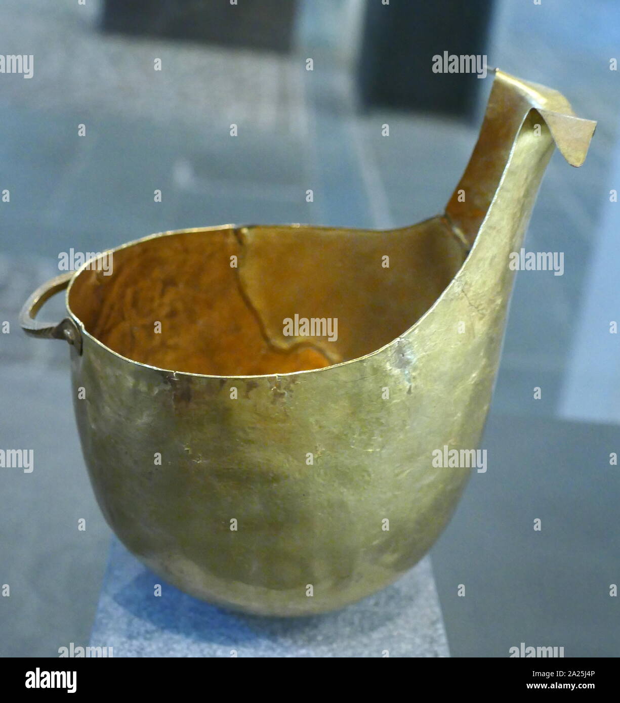 Gold Sauciere; 2200 v. Chr. Griechische Kykladen Stockfoto