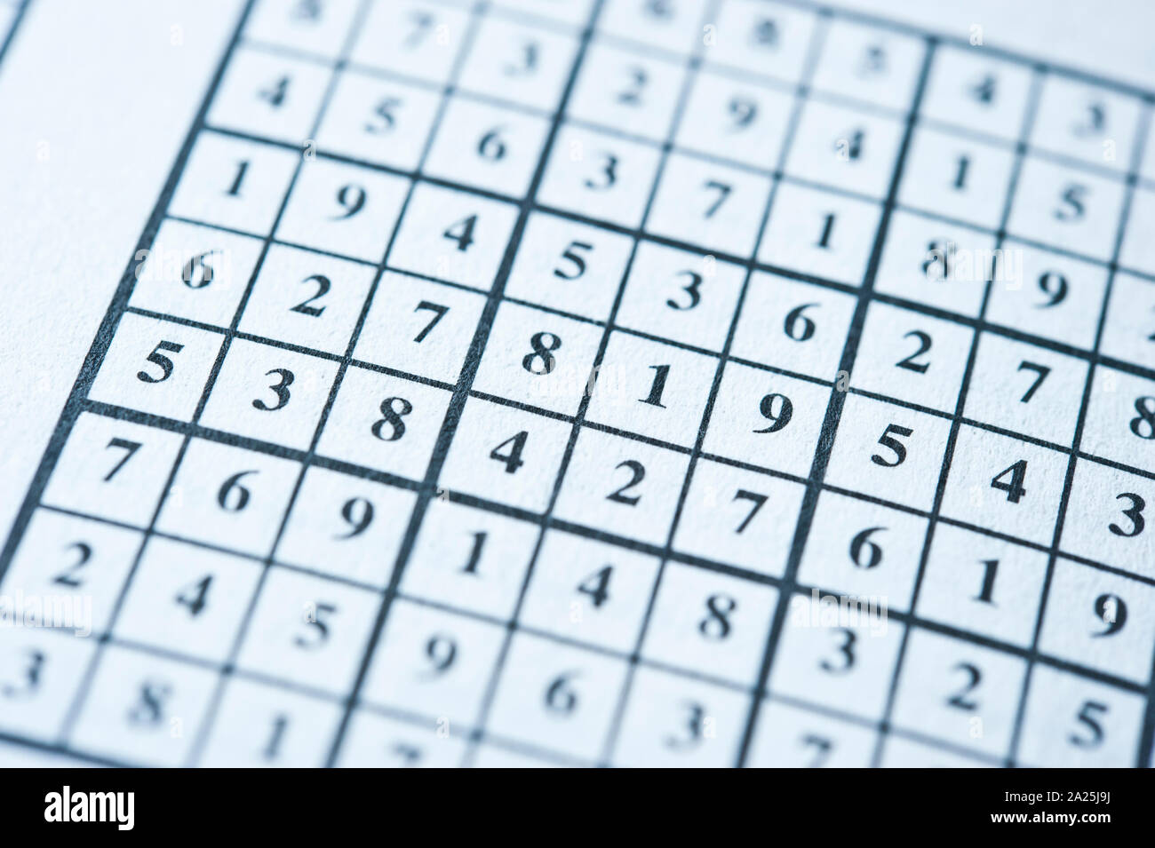 Leere Sudoku Puzzle zu lösen. Stockfoto