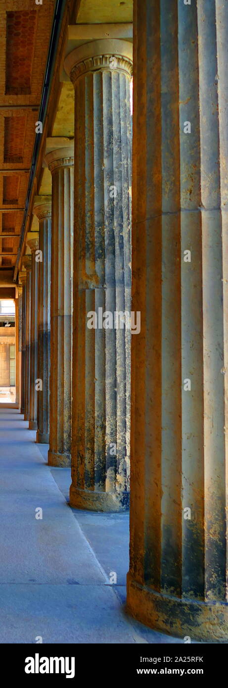 Weltkrieg zwei, Bullet Marken, von Straße zu Straße kämpfen in der Nähe von Pergamon Museum, Berlin Stockfoto