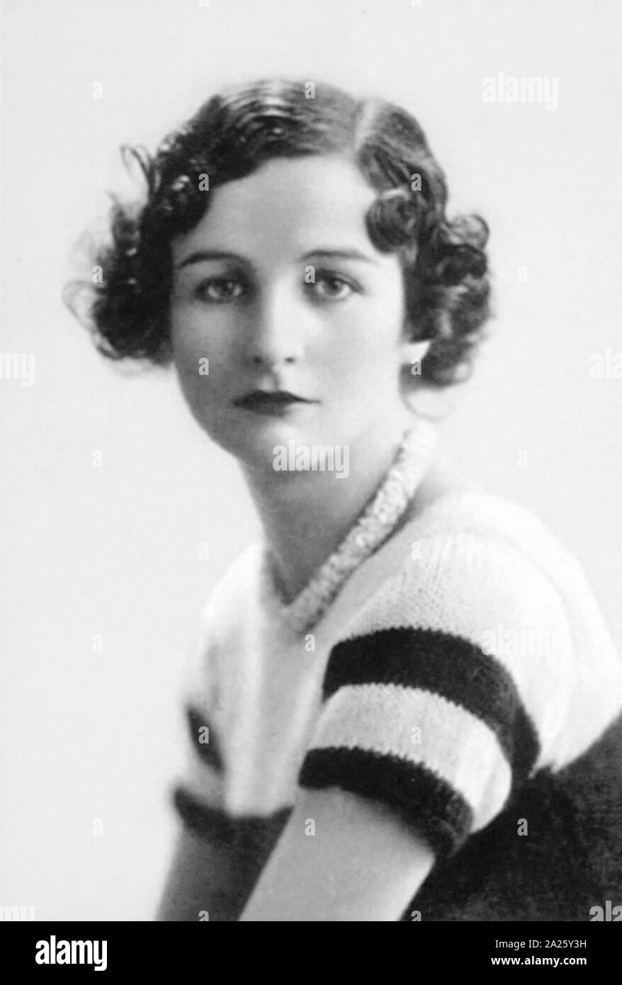 Foto von Diana Mitford. Diana, die Hon. Lady Mosley (1910-2003) Ehefrau von Oswald Mosley. Sir Oswald Ernald Mosley der Ancoats (1896-1980) ein britischer Politiker, Mitglied des Europäischen Parlaments und Leiter der Britischen Union der Faschisten. Die BUF war eine faschistische Partei im Vereinigten Königreich gegründet 1932 von Oswald Mosley Stockfoto