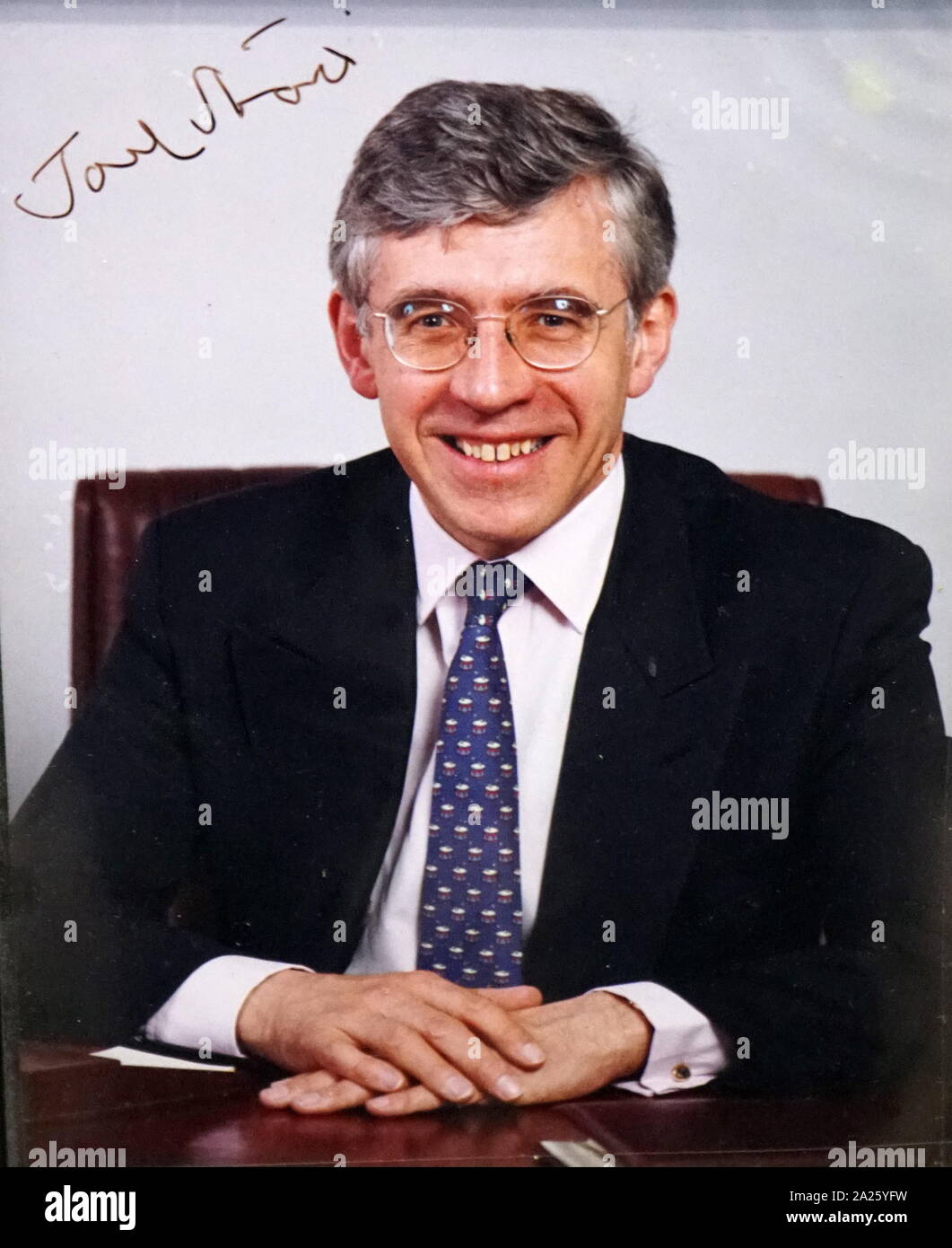 Handsignierte Foto von Jack Straw. Jack Whitaker Stroh (*1946) Ein britischer Politiker und ehemaliger Innenminister und Außenminister. Stockfoto