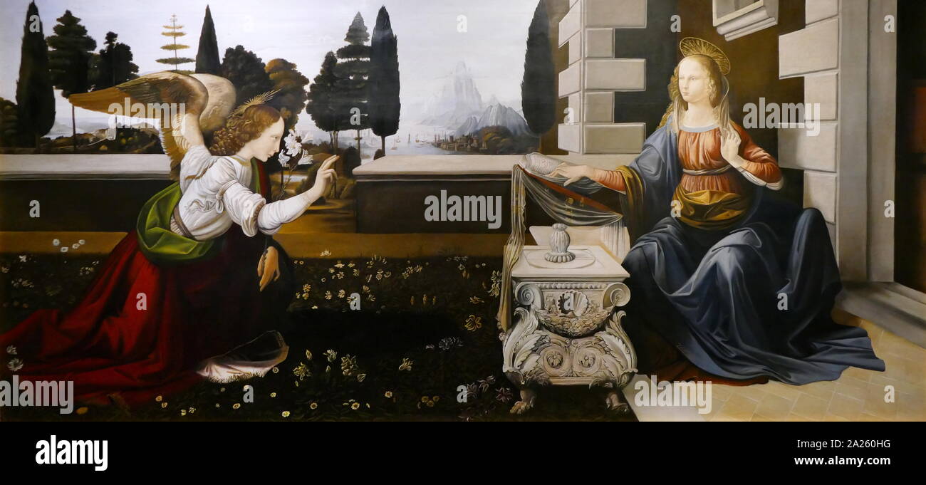 Verkündigung, gemalt von dem italienischen Künstler der Renaissance Leonardo da Vinci und Andrea Del Verrocchio, dating von ca. 1472-1475. Die Thematik ist von Lukas 1.26-39 gezeichnet und schildert der Engel Gabriel von Gott gesandt in eine Jungfrau, Maria, zu verkünden, daß sie wie durch ein Wunder wäre schwanger werden und einen Sohn, namens Jesus zu sein. Leonardo da Vinci (1452-1519), italienischer Künstler und Universalgelehrten Stockfoto