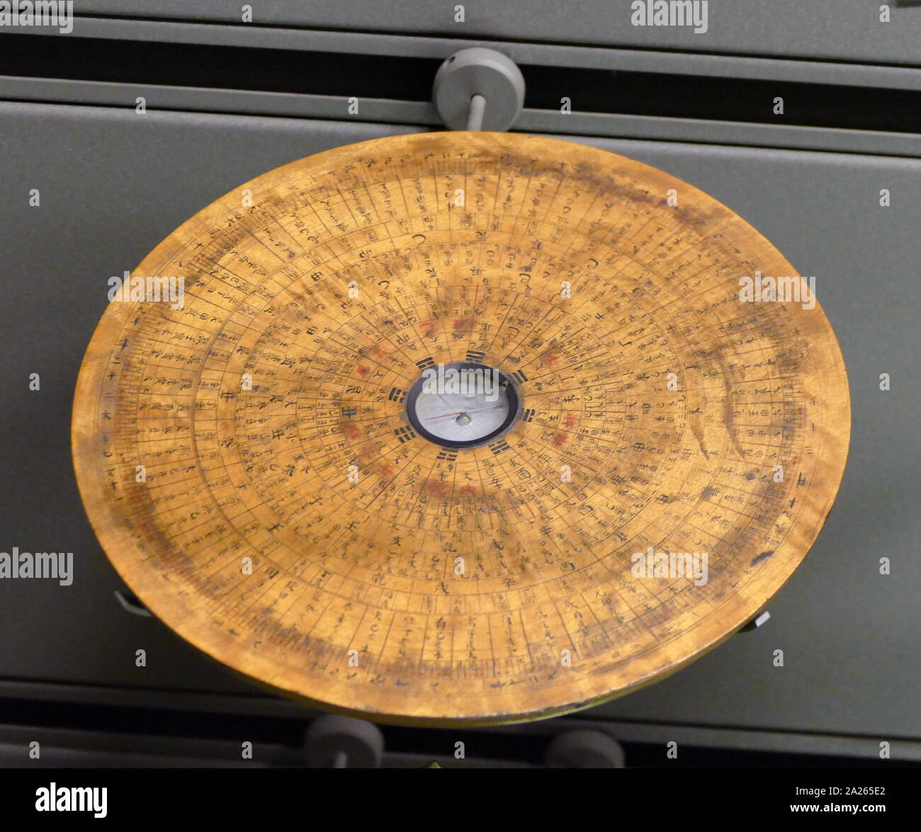 Magnetic Compass Chinese Stockfotos Und Bilder Kaufen Alamy
