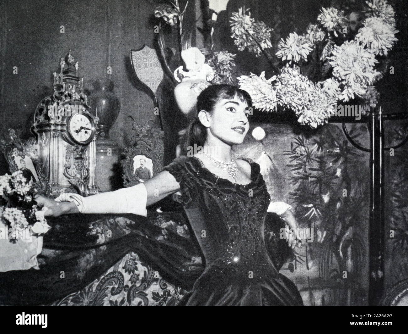 Maria Callas als Violetta (La Traviatta), an der Mailänder Scala, Mailand Italien. 1956. Maria Callas, (1923 - 1977), war ein US-amerikanischer geborene griechische Sopranistin. Sie war eine der bekanntesten und einflussreichsten Sängern des 20. Jahrhunderts Stockfoto