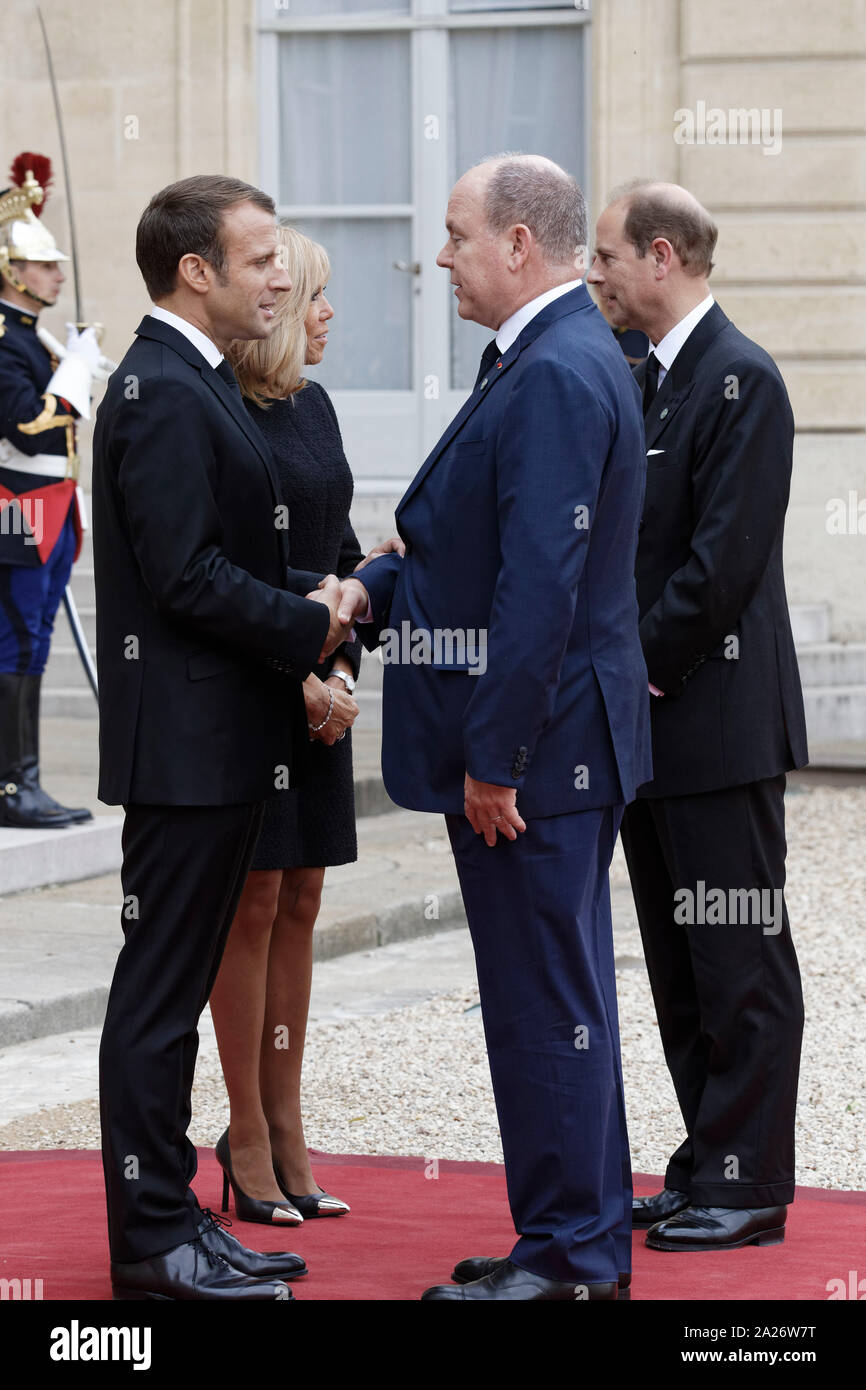 Paris, Frankreich. 30 Sep, 2019. Emmanuel Längestrich empfängt ausländische Staats- und Regierungschefs Tribut an Präsident Jacques Chirac zu bezahlen. Stockfoto