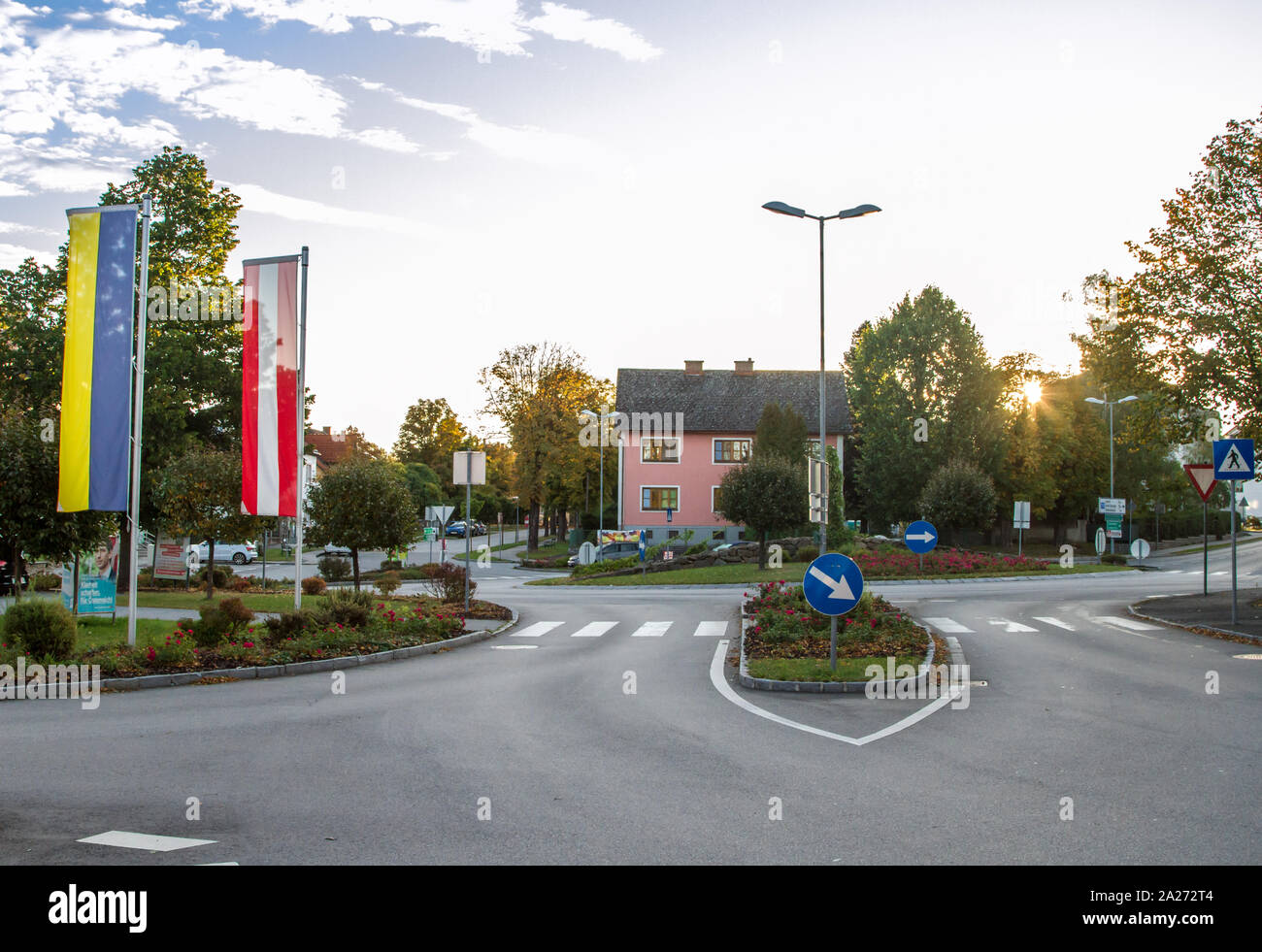 Kreisverkehr, Kreisverkehr in Weitra, der ältesten Stadt Österreichs Brauer Stockfoto