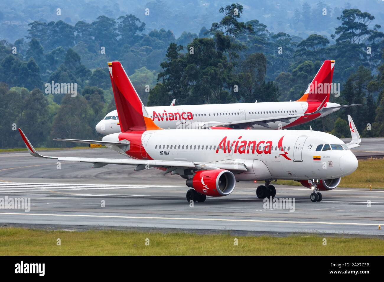 Medellin, Kolumbien - Januar 27, 2019: Avianca Airbus A319 Flugzeug in Medellin Rionegro Flughafen (MDE) in Kolumbien. | Verwendung weltweit Stockfoto