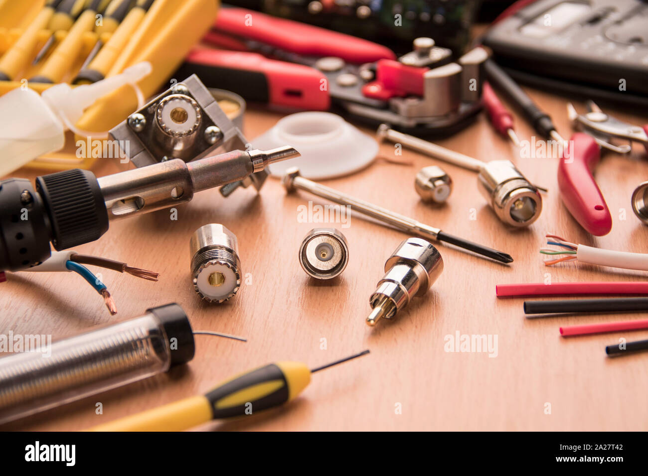 Eine Reihe von Werkzeugen für die Reparatur von Radio Stockfoto