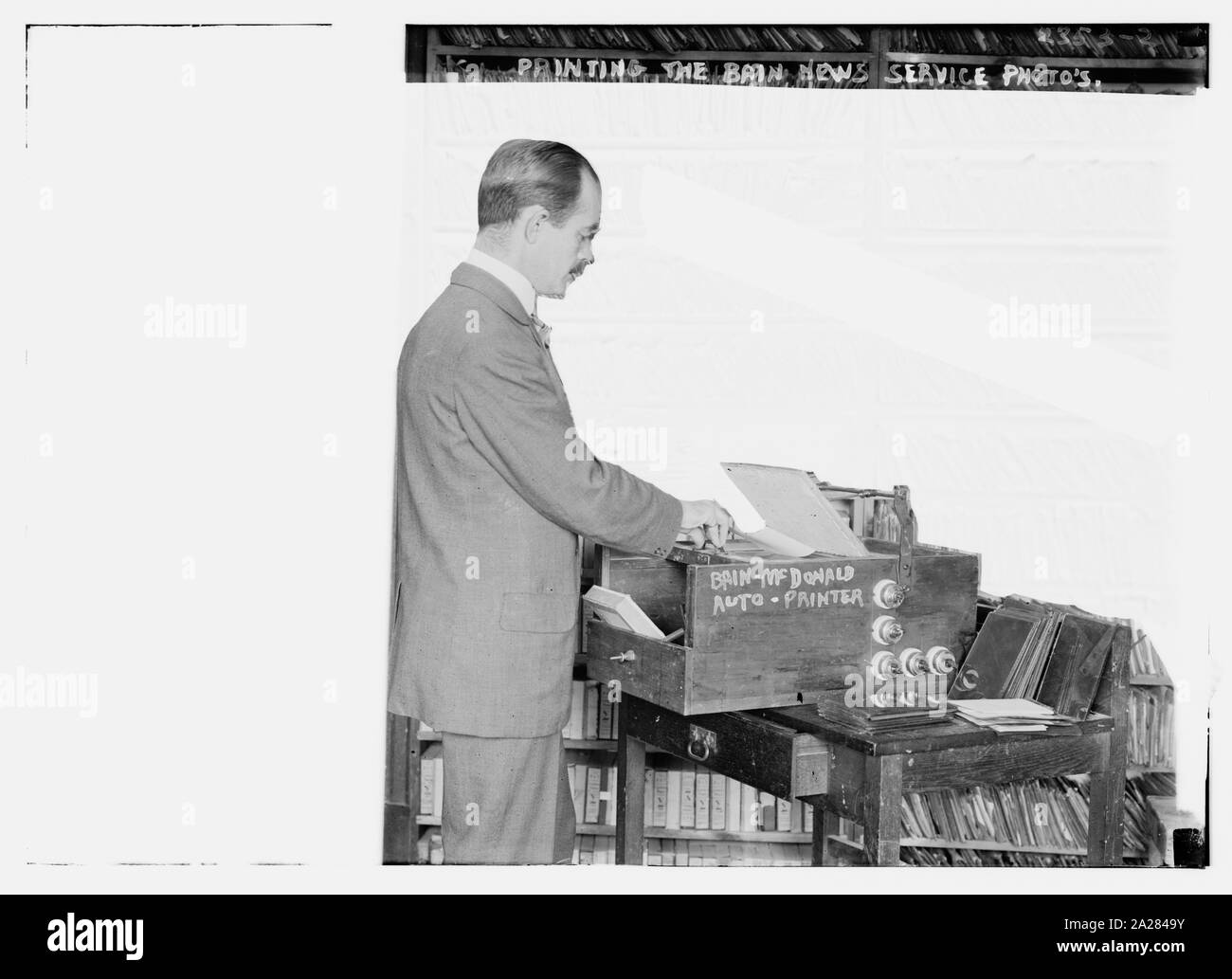 Drucken von Bain News Service Fotos Stockfoto