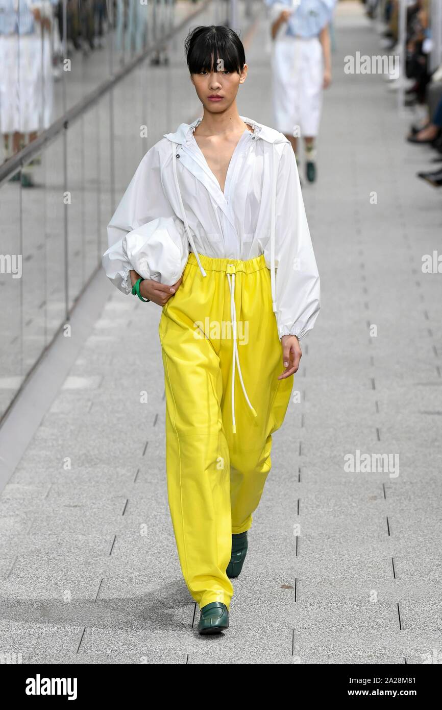 Paris, Frankreich. 01 Okt, 2019. LACOSTE SS 20 Start- und Landebahn bei der Paris Fashion Week - Paris, Frankreich 01/10/2019 | Verwendung der weltweiten Kredit: dpa/Alamy leben Nachrichten Stockfoto