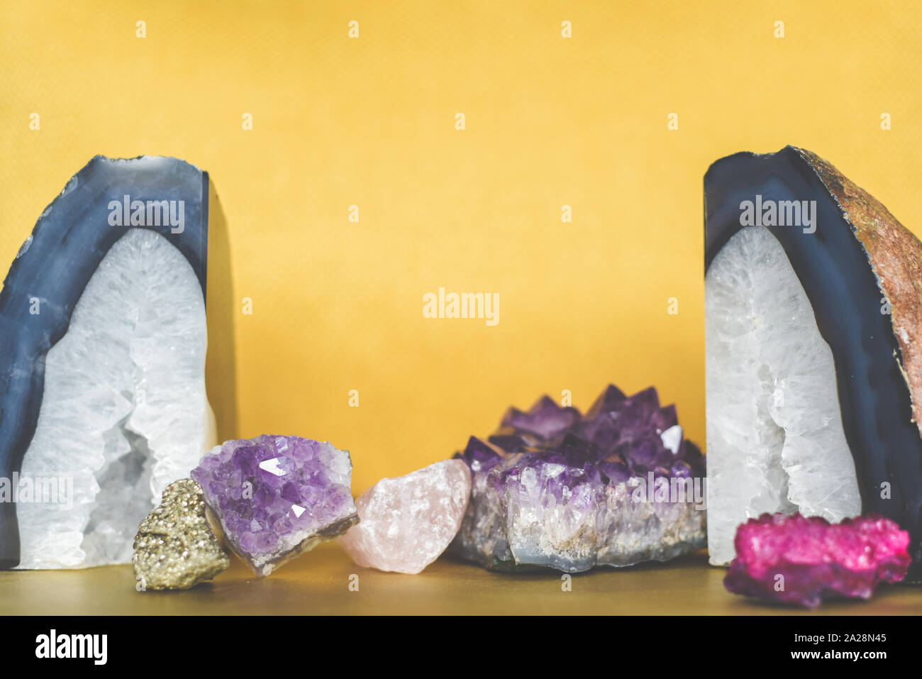 Edelsteine eine Sammlung verschiedener Edelsteine und Rock und mineralischen Objekte Stockfoto